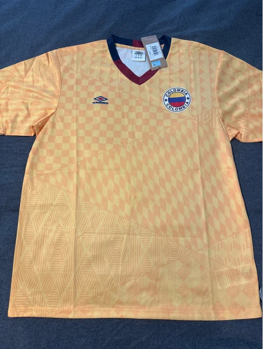 UMBRO Colombia soccer jersey Large